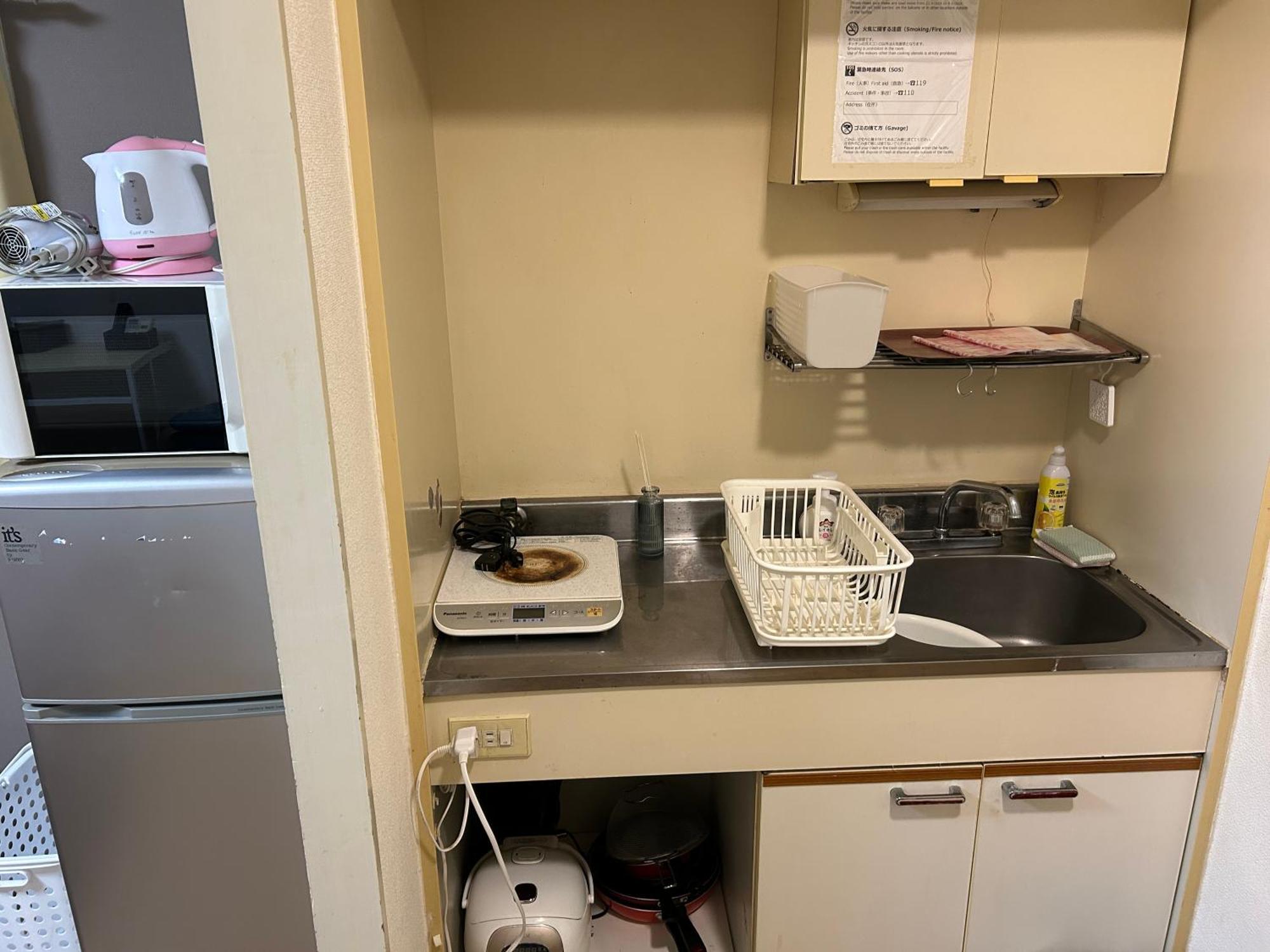 Guest House Zwell Hakata Ohori Park Φουκουόκα Εξωτερικό φωτογραφία